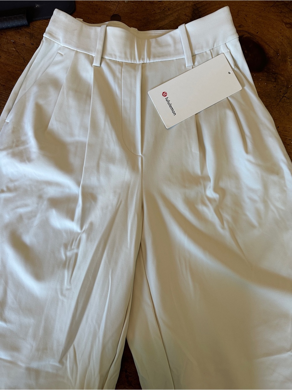 NWT Lululemon DayDrift Pant - Picture 2 of 6